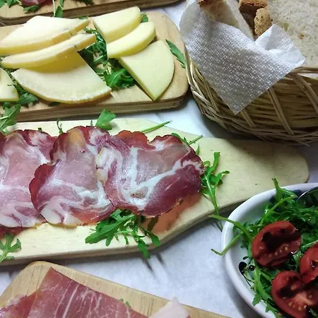 Δωμάτια σε οικογενειακή κατοικία La Sicignano degli Alburni